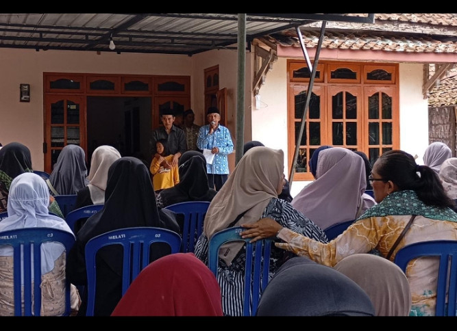 Takziah dusun tetangga Grogolan