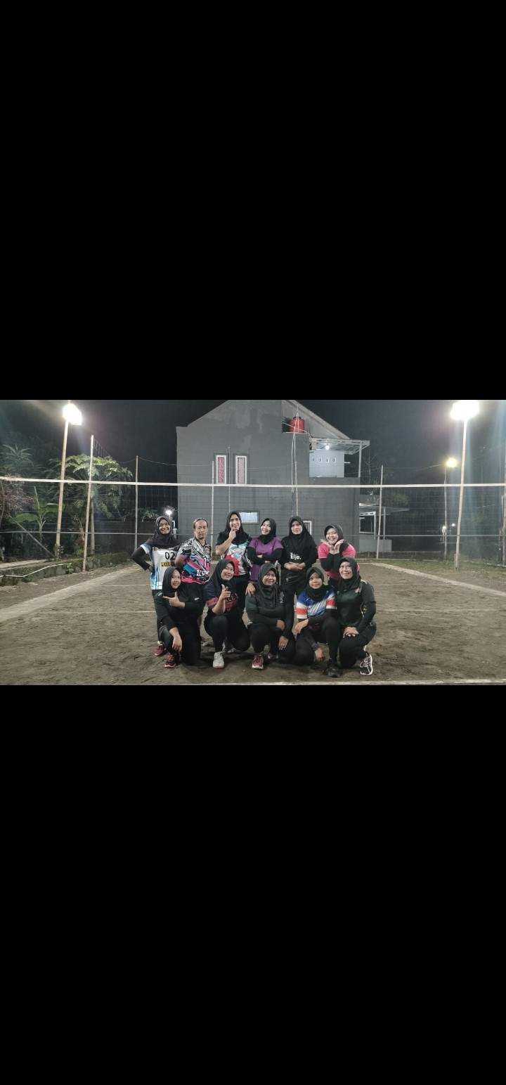 Warga medelan sparing volli