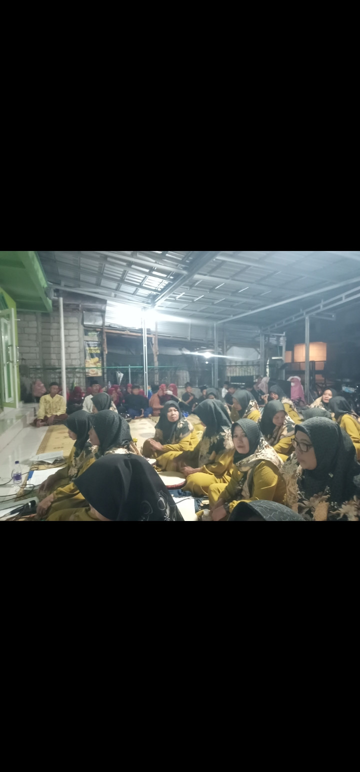 Pengajian Rutin malam minggu pahing Dusun Medelan