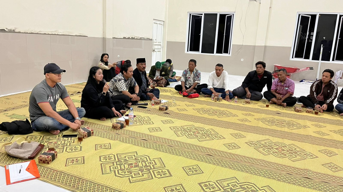 Pertemuan rutin RT 04 RW 06 padukuhan Lodadi dihadiri ibu Dewan