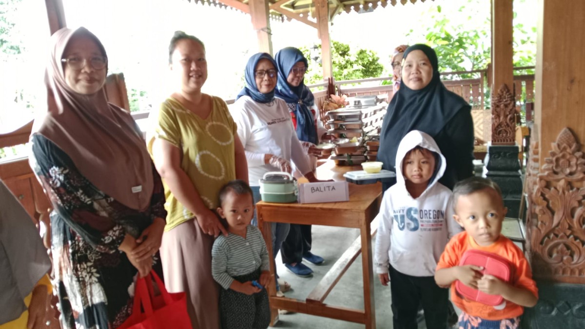 Pendistribusian MBG Diposyandu Degolan