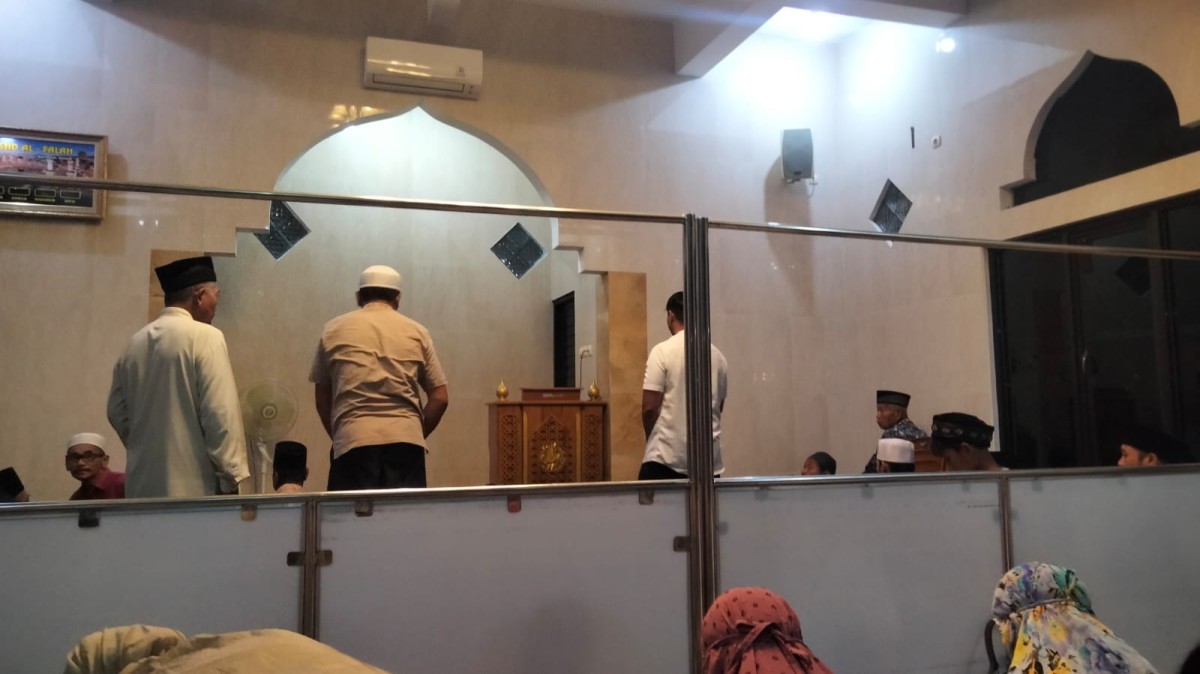 Tarawih 1 masjid al falah dongkelsari hari ke-1