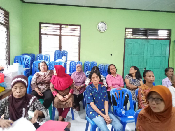 Anggota BKL dan Posyandu Lansia