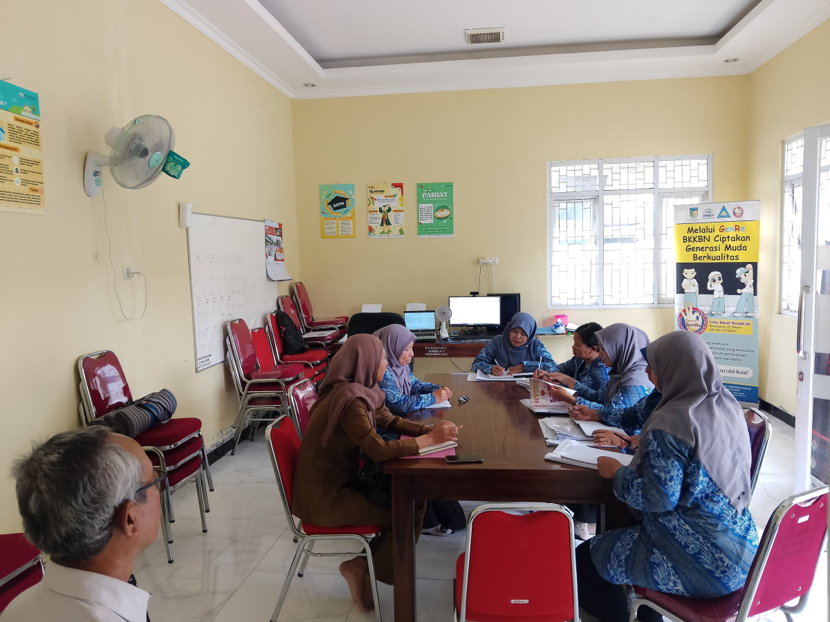 Monitoring dan Evaluasi Laporan Bulanan Kader