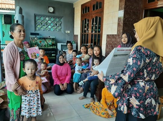 Sosialisasi Program DASHAT Dalam Peningkatan Gizi Baduta, Balita Dan Ibu Hamil Desa Mangunrejo Kecamatan Kepanjen