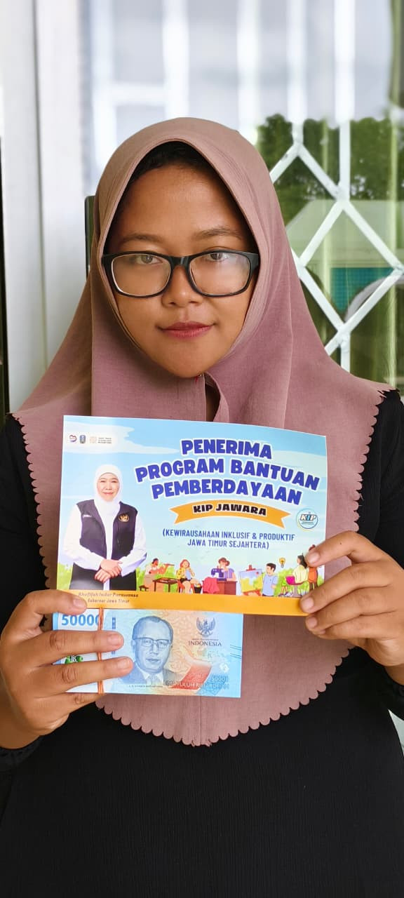 Bantuan Sosisl KIP Putri Jawara Provinsi Jawa Timur