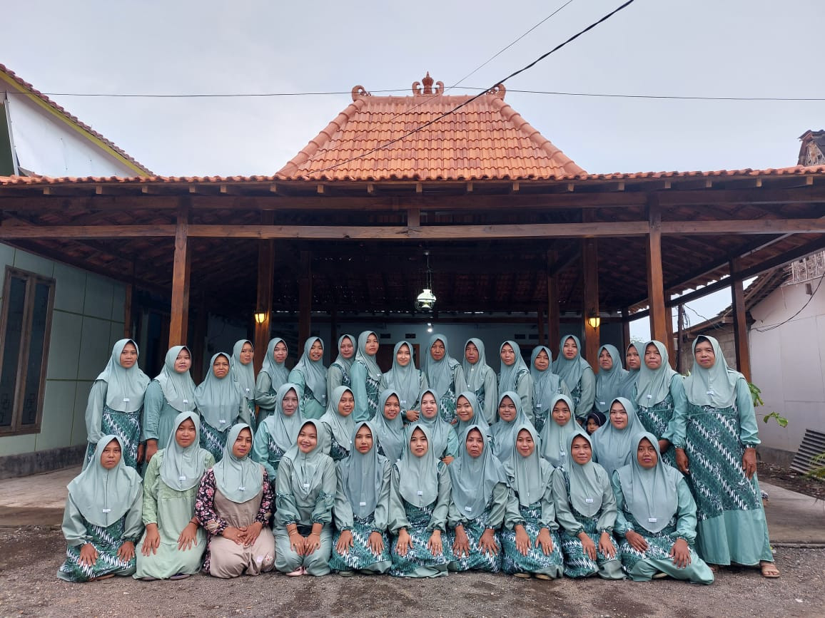 Pengajian muslimat PKK