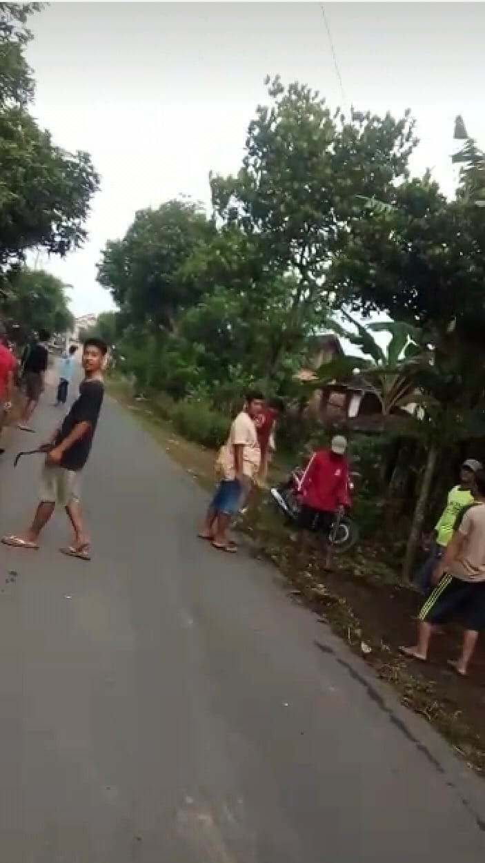 Kerja Bhakti warga Desa kedungombo