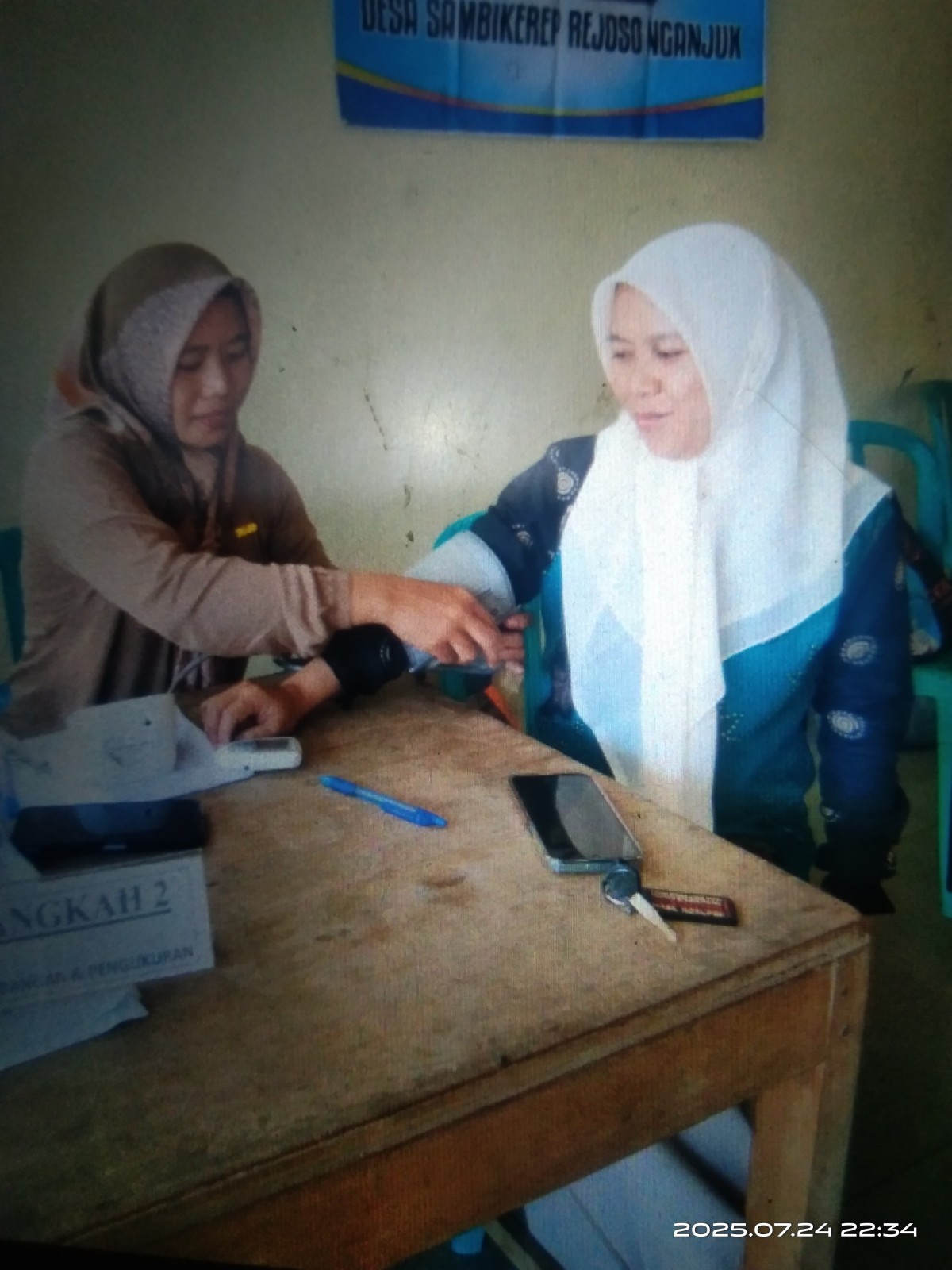 pemberian jaminan kesehatan kepada keluarga