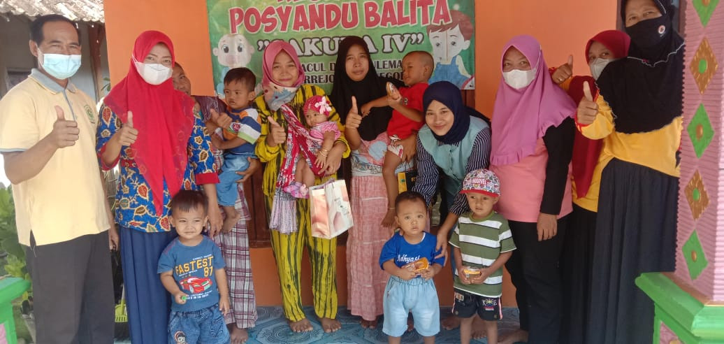 Dapur Sehat Cegah Stunting (DASHAT)