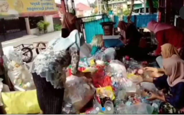 KEGIATAN BANK SAMPAH DEWI SRIKANDI