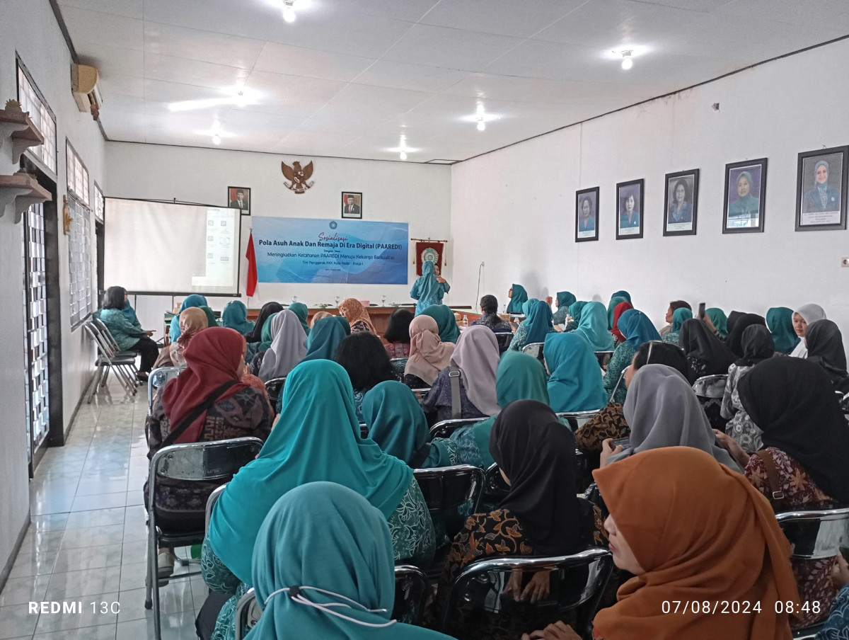 Acara sosialisasi Pola Asuh Anak dan Remaja