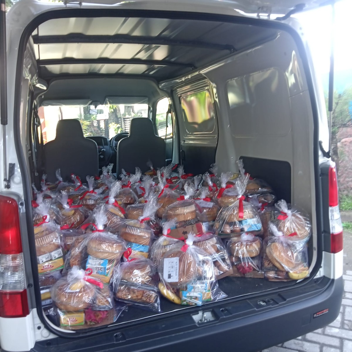 Pendistribusian MBG 3B