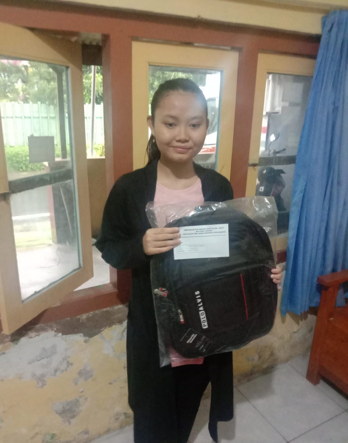 Bantuan anak sekolah