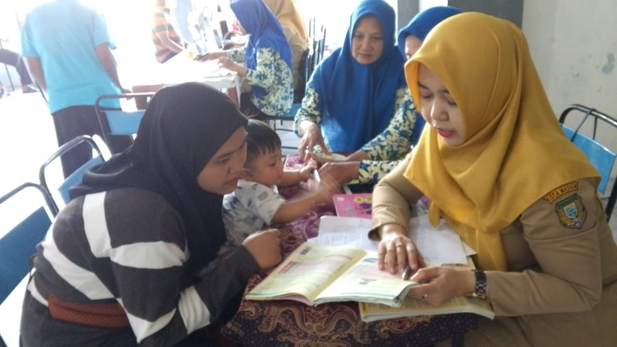 PENYULUHAN PEMBERIAN MPASI BAGI BAYI USIA 6 BULAN DAN KEGIATAN BKB CENDRAWASIH