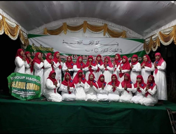 Peringatan Acara Maulid Nabi Muhammad SAW