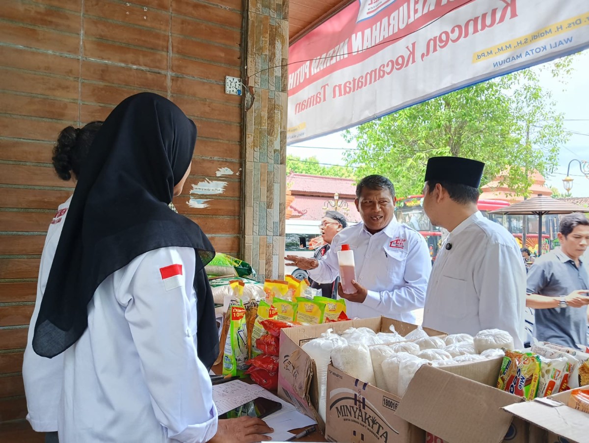 Kunjungan pltbwalikota dikoperasi merah putih