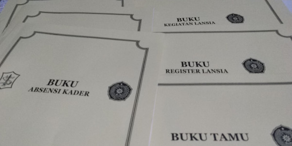 Pembagian buku administrasi lansia