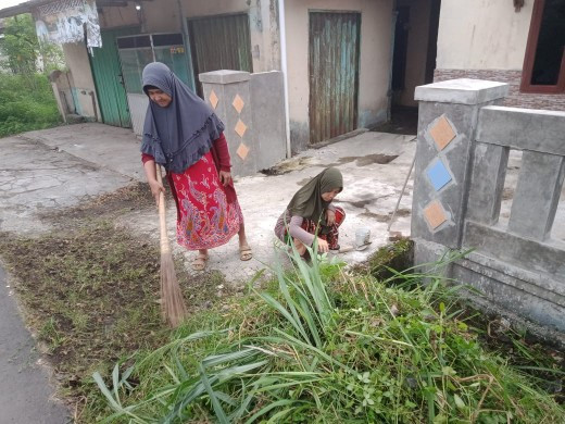 Desa Kolelet Wetan Tingkatkan Perilaku Hidup Bersih dan Sehat (PHBS) melalui Kerja Bakti