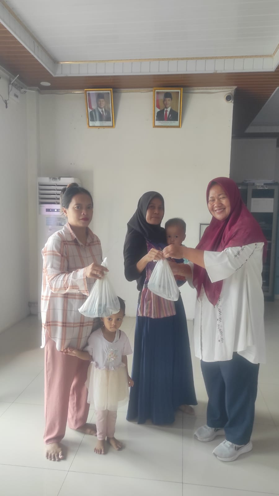 Pemberian. Ikan lele