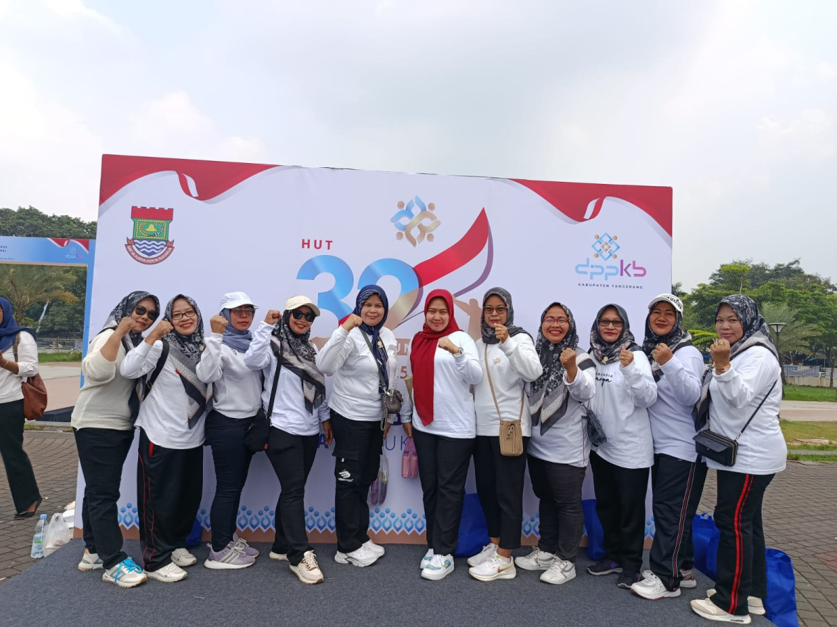 Memperingati hari keluarga ke 32