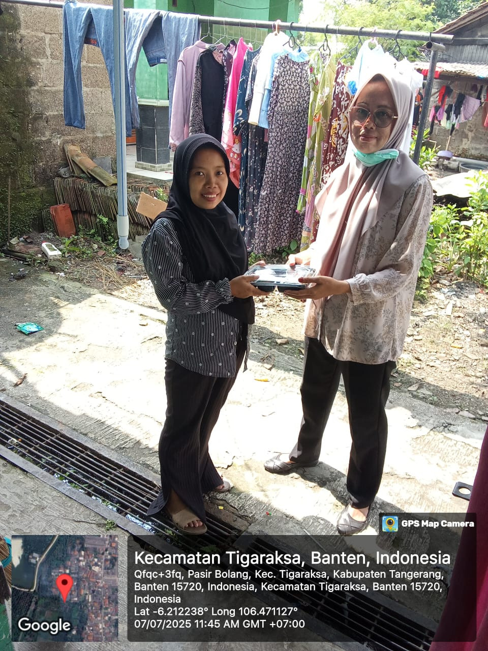 Pemberian pmt dari puskesmas pasirnangka