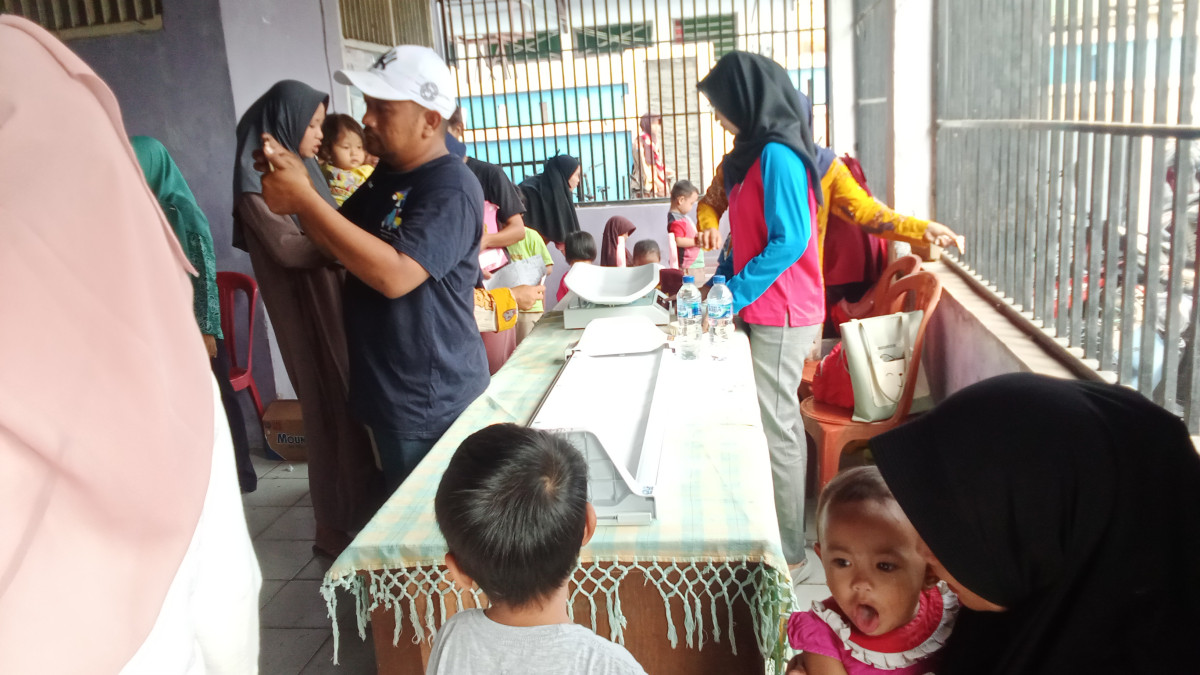 Pemantauan pertumbuhan dan perkembangan anak berusia di bawah lima tahun (balita).