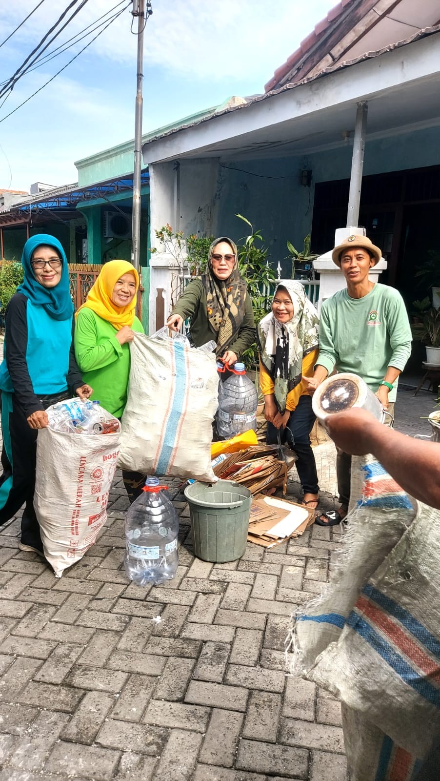 giat bersih pengambilan sampah
