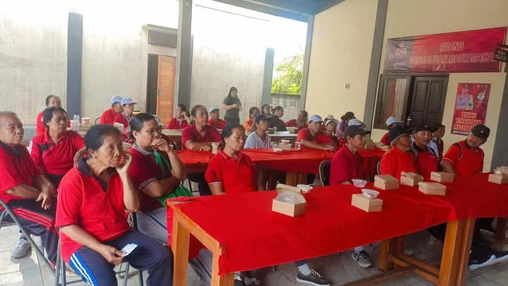 KEGIATAN POSYANDU LANSIA