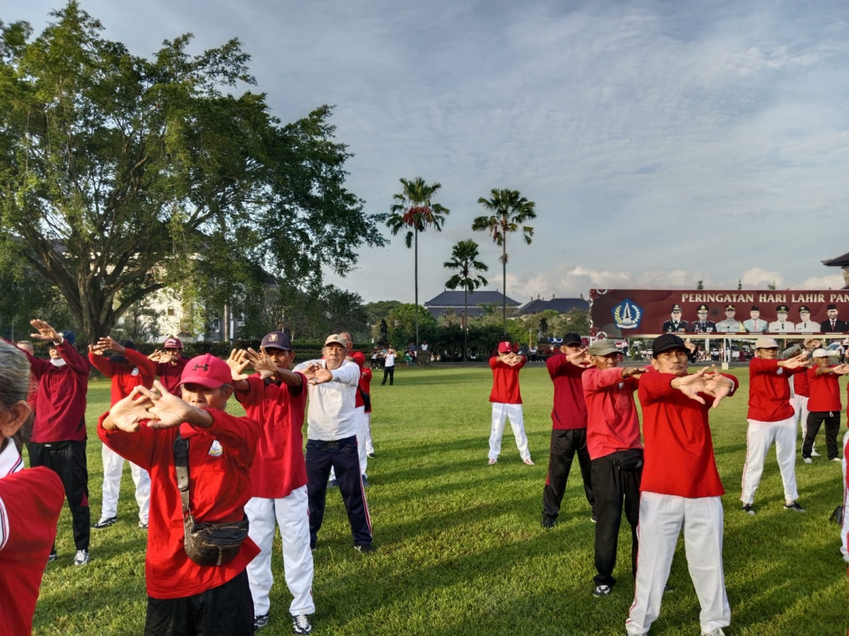 memperingati Bulan Bung Karno