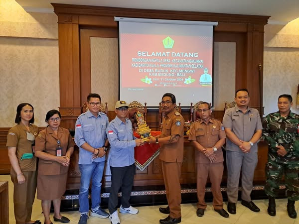 kunjungan kerja Kepala Desa Sekecamatan Bakumpai Kabupaten Barito Kuala Provinsi Kalimantan Selatan