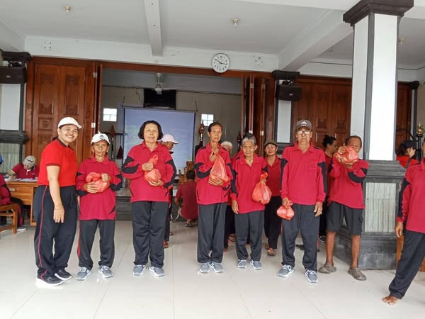 Kader BKL (Bina Keluarga Lansia)