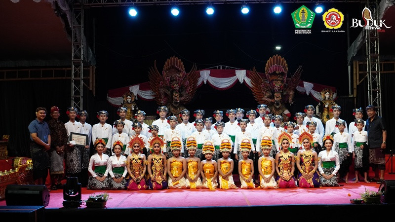 Penampilan Gong Kebyar Anak - Anak Banjar Bernasi & Banjar Pasekan Buduk
