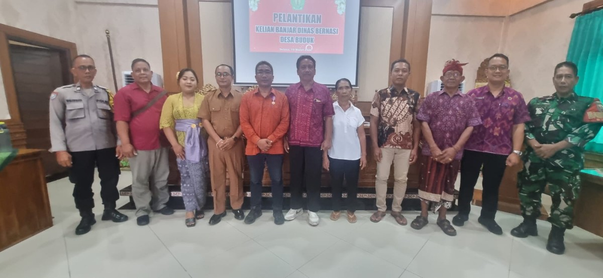 Pelantikan Kelian Banjar Dinas Bernasi