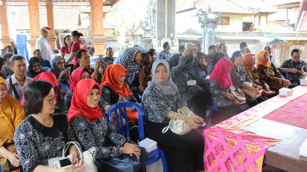 Tamu dari Pulau Jawa 