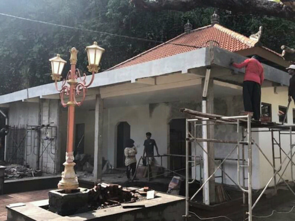 Bantuan tempat ganti pakai sedang dikerjakan