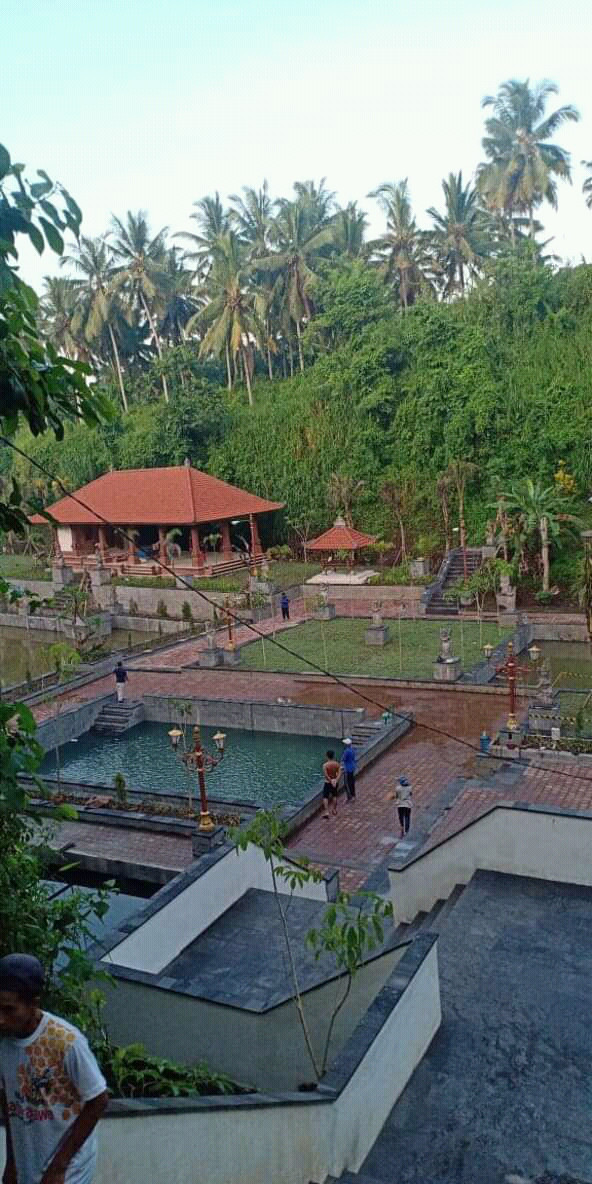 Gambar wisata religi Taman Paluh