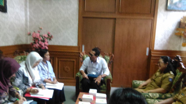 Penerimaan Tim Verifikasi dari Kementrian PMK untuk pelaksanaan Monev di Kampung KB Desa Penarungan