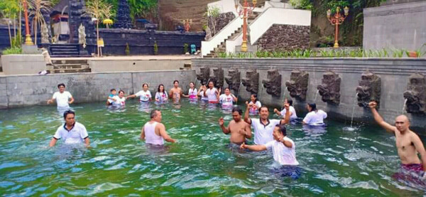 Tempat permandian dari mata air