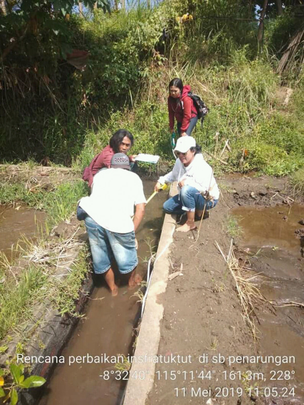 Pembangunan/Perbaikan pengairan sawah di Subak Penarungan