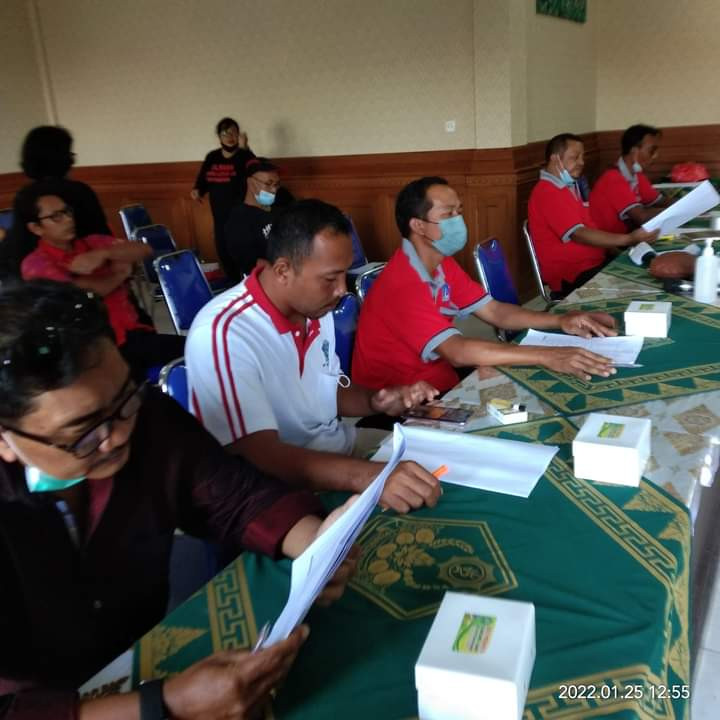 Kegiatan tentang pembahasan dan kesepakatan terhadap rancangan peraturan desa Penarungan