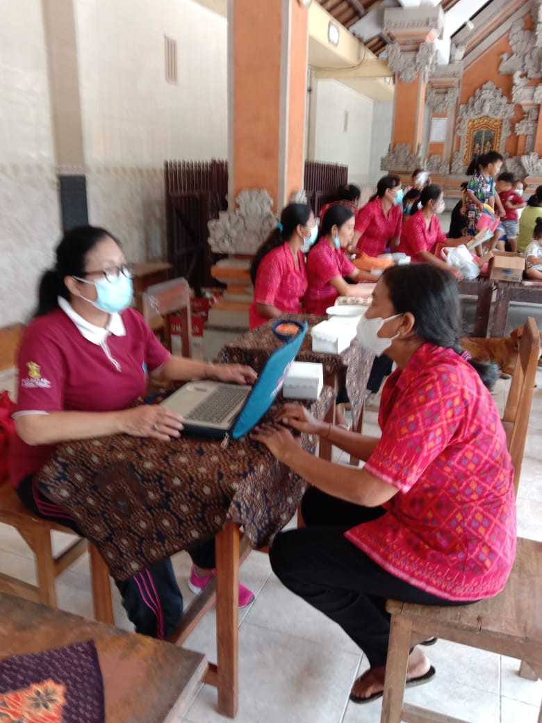 Membina kader TPK dari unsur PKK