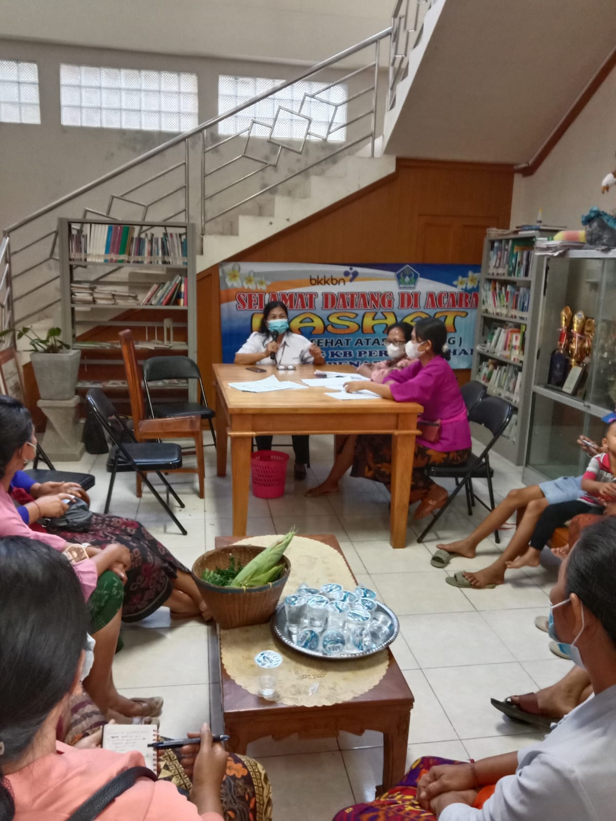 Melaksanakan KIE dengan materi DASHAT