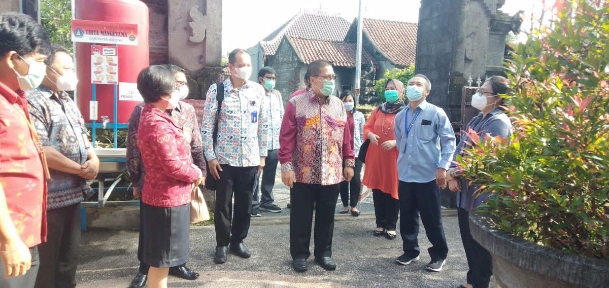 Menerima Kunjungan Kepala Litbang BKKBN berserta Tim