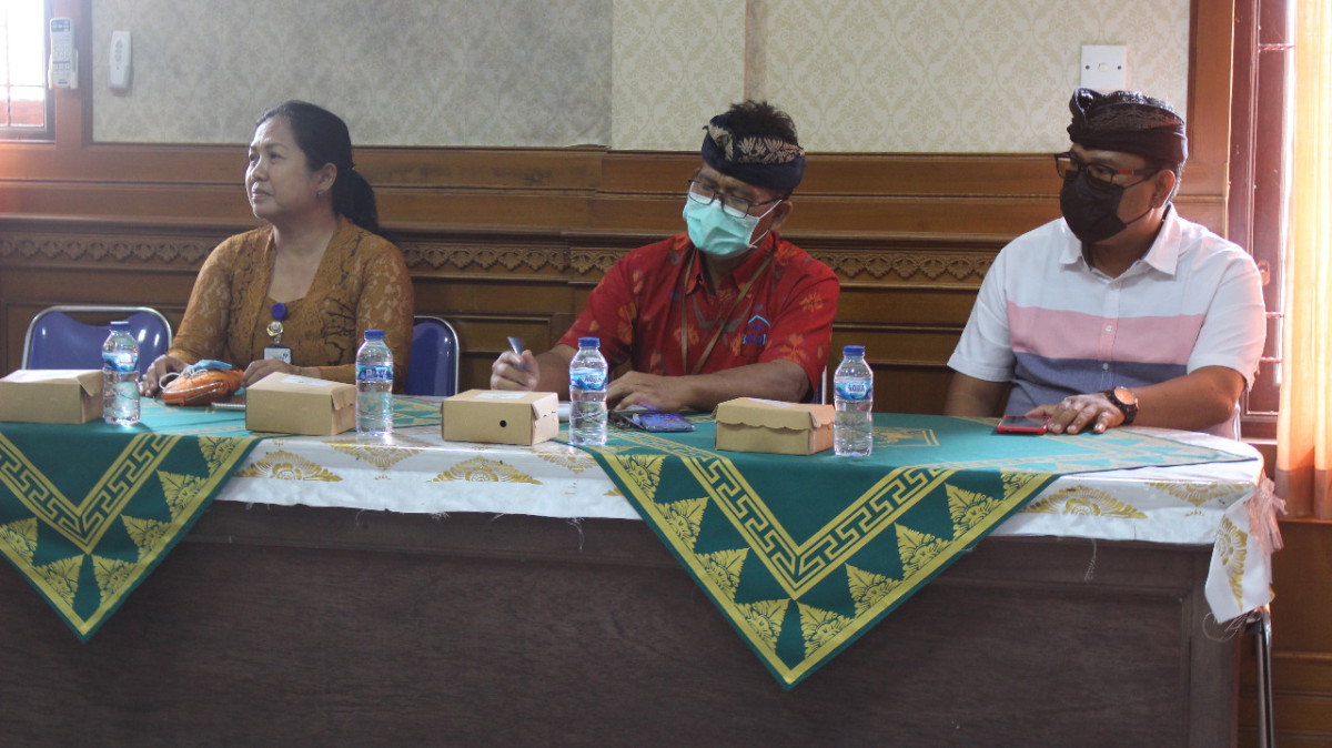 Penyuluh KB Desa Penarungan dan ASN OPD KB Kabupaten Badung