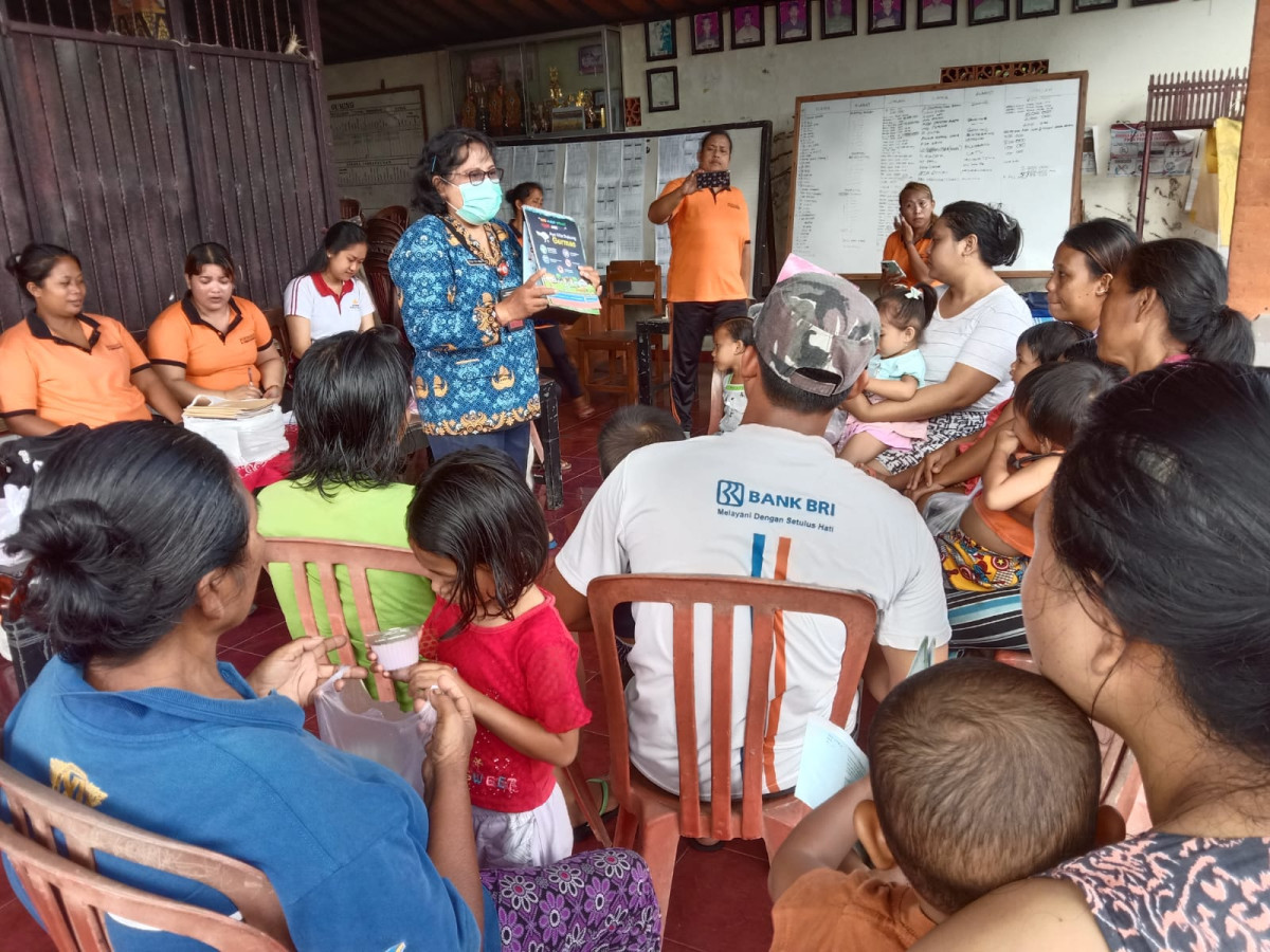 Kegiatan Bina Keluarga Balita Banjar  di Guming  Desa Penarungan