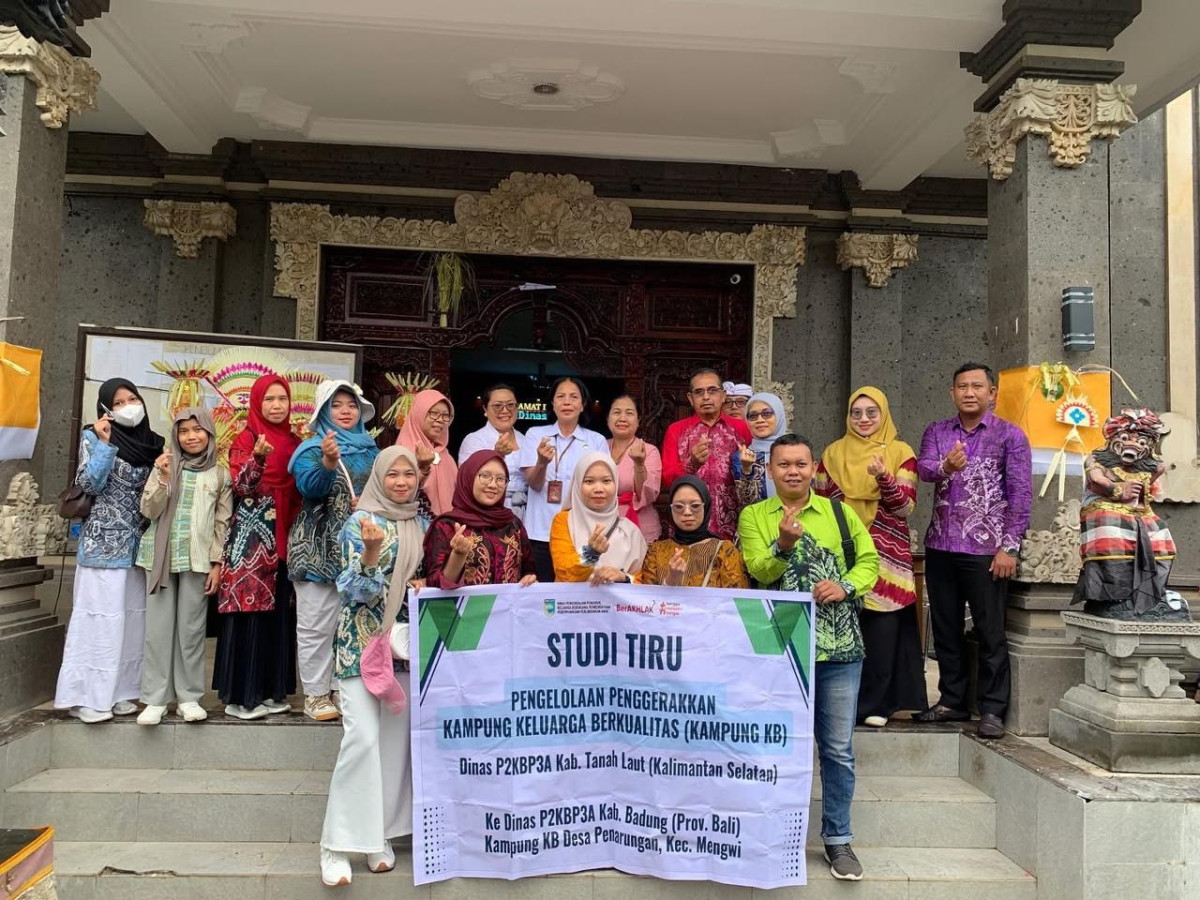 Penerimaan tamu dari DP2KBP3A Kabupaten Tanah Laut Kalimantan Selatan