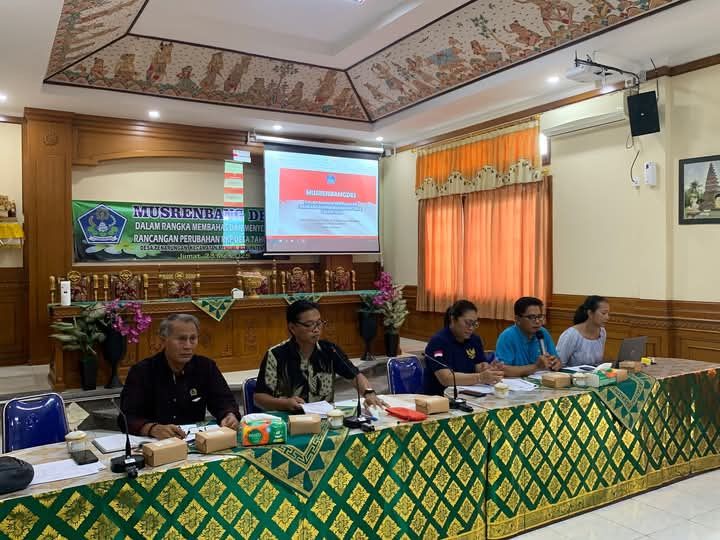 Rapat Desa Mengenai Rancangan Perubahan RKP