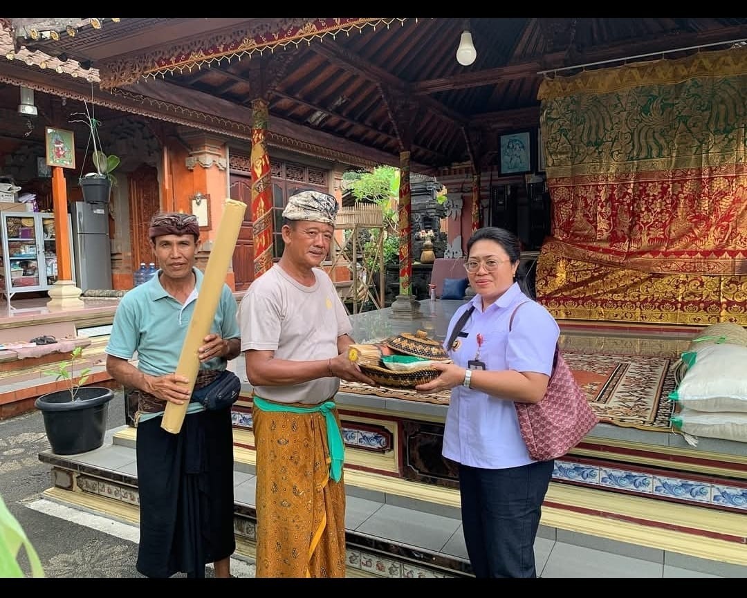 melayat ke rumah duka br. dajan peken