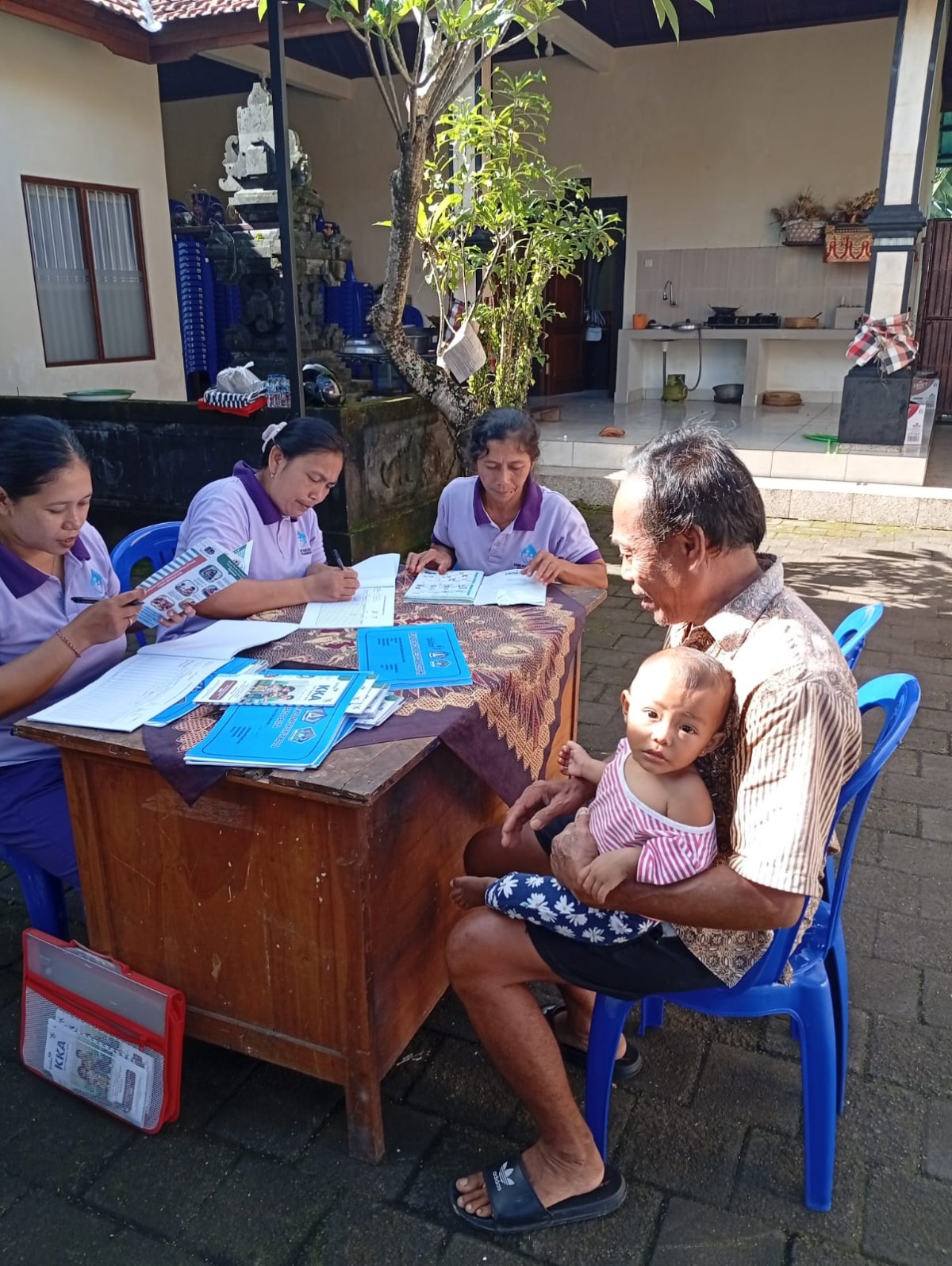 Pelaksanaan kegiatan kader BKB Br. Guming